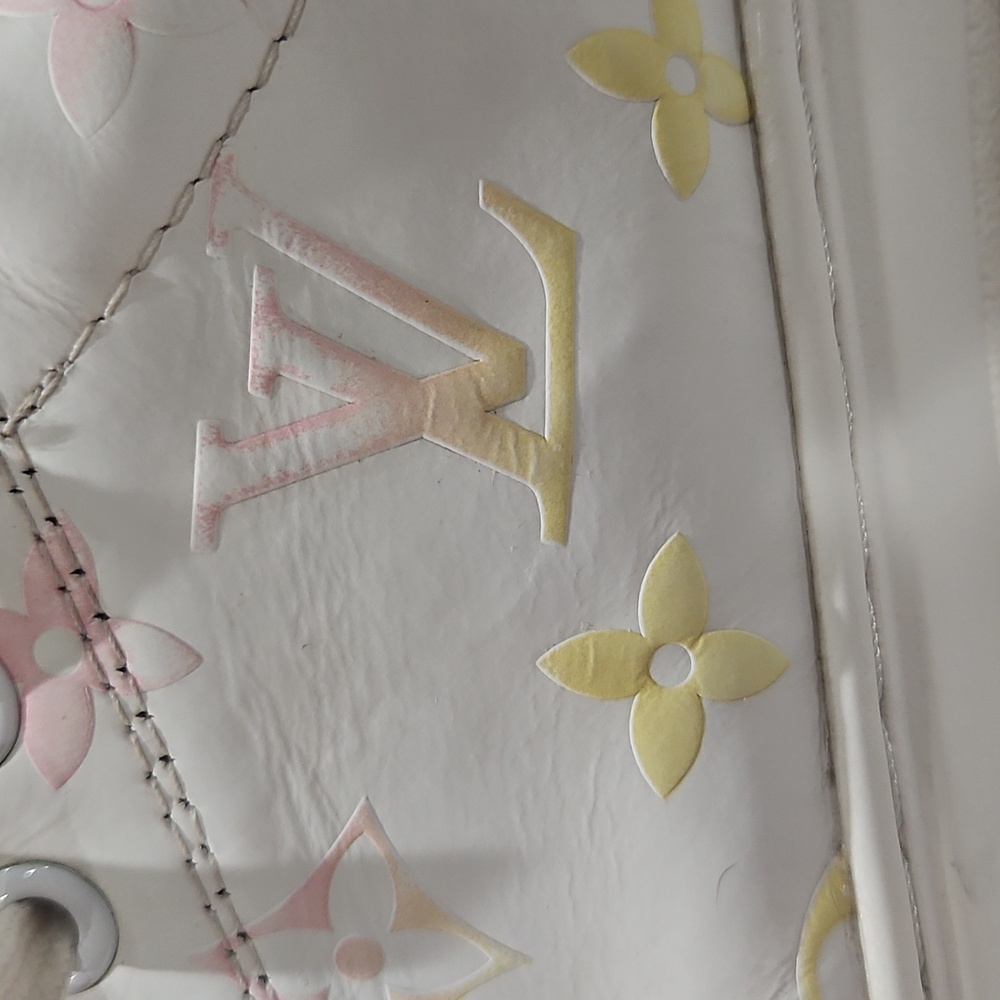 LV Monogram Sneakers. Sz 38 ≈9us. - Picture 5 of 10